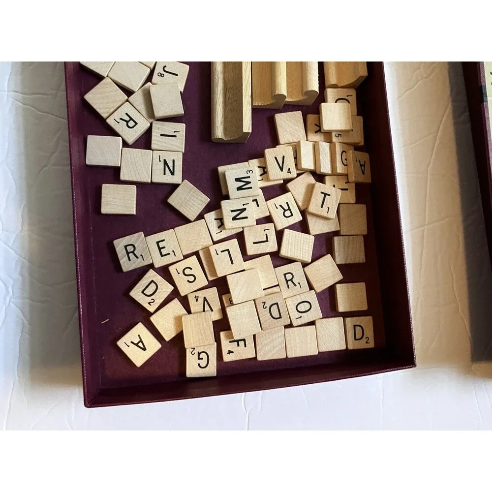 Vintage 1948 Selchow & Righter SCRABBLE Board Game